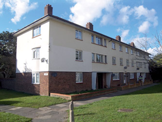 Photo of lot 130 The Coppice, Yiewsley, Middlesex UB7 8DX UB7 8DX
