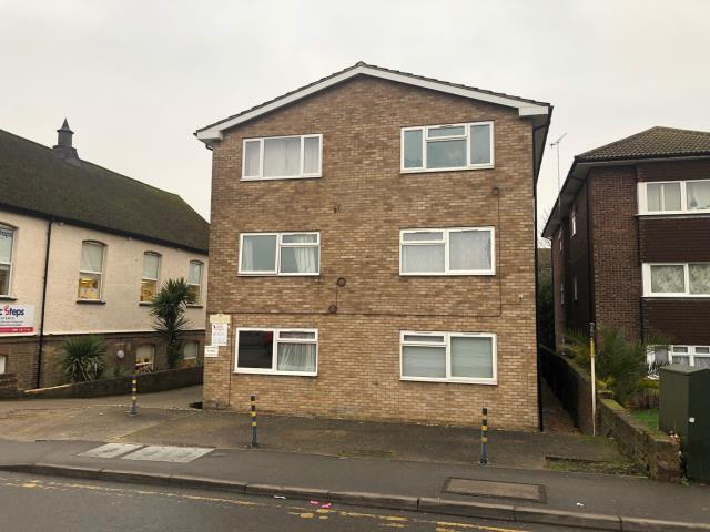 Photo of lot 4 Peartrees, Trout Road, Yiewsley, Middlesex UB7 7TW