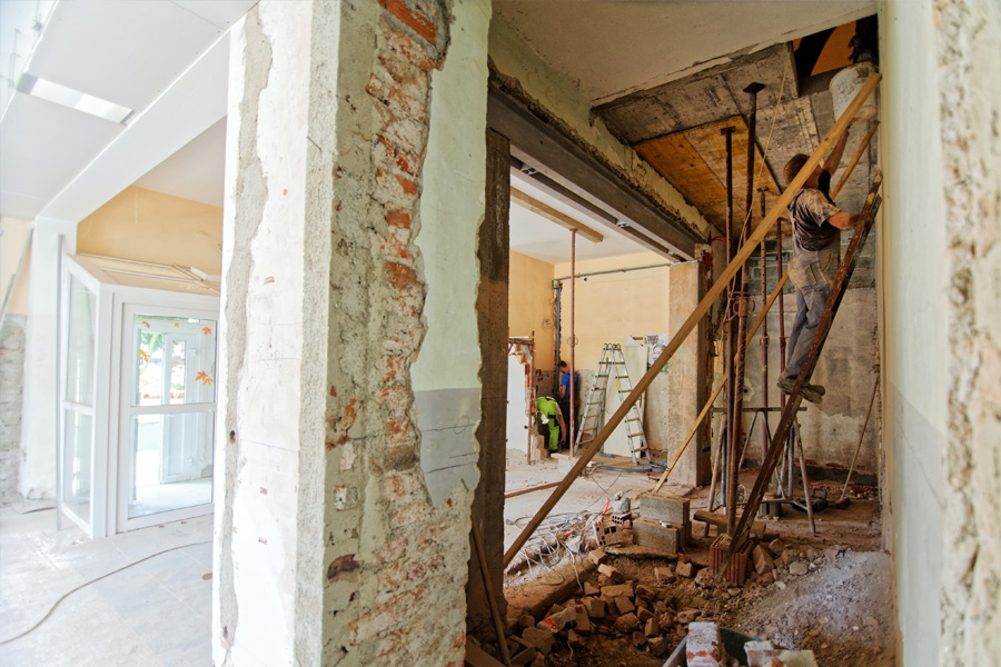 Help the neighbours are smashing up our house!