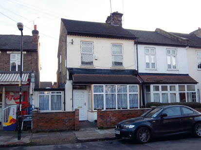 Photo of lot 35 Hamilton Road, Brentford, Middlesex TW8 0QE TW8 0QE