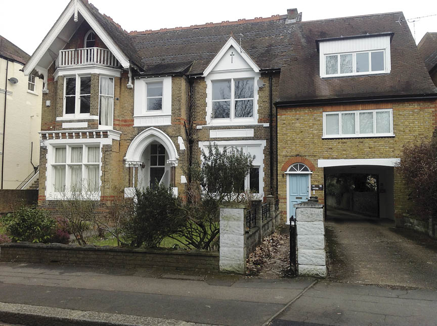 Photo of 18 North Common Road, Ealing, London W5 2QB