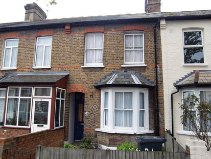 Photo of lot 24 Gordon Road, Southall, Middlesex UB2 5QE UB2 5QE