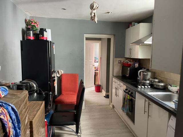 Photo of 8 Birkbeck Grove, Acton, London