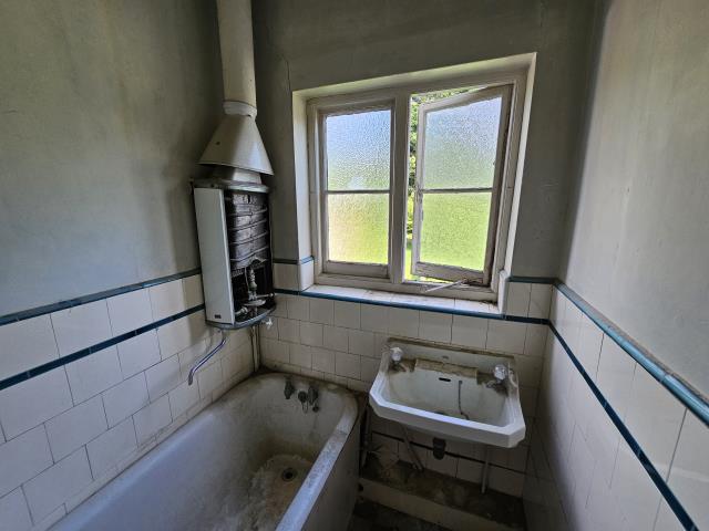 Photo of 28 Courthouse Road, North Finchley, London