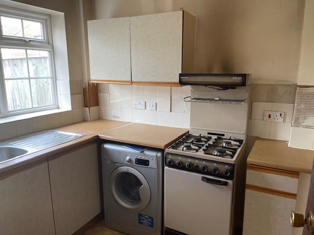 Photo of 4 Heather Walk, Aylesbury, Buckinghamshire