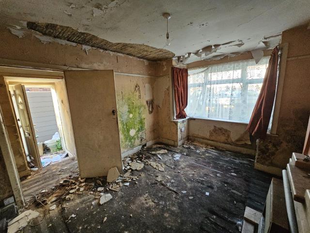 Photo of 53 Brookwood Road, Southampton, Hampshire