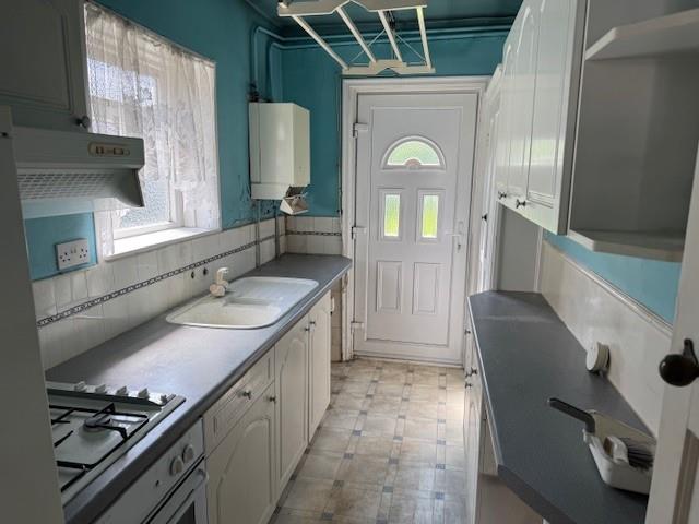 Photo of 28 Oakwood Crescent, Greenford, Middlesex