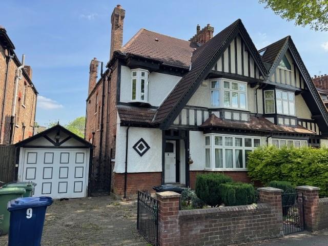 Photo of lot 9 Hart Grove, Ealing Common, London W5 3NA