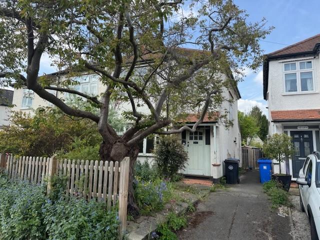 Photo of lot Rosedene, Bury Lane, Horsell, Woking GU21 4RR