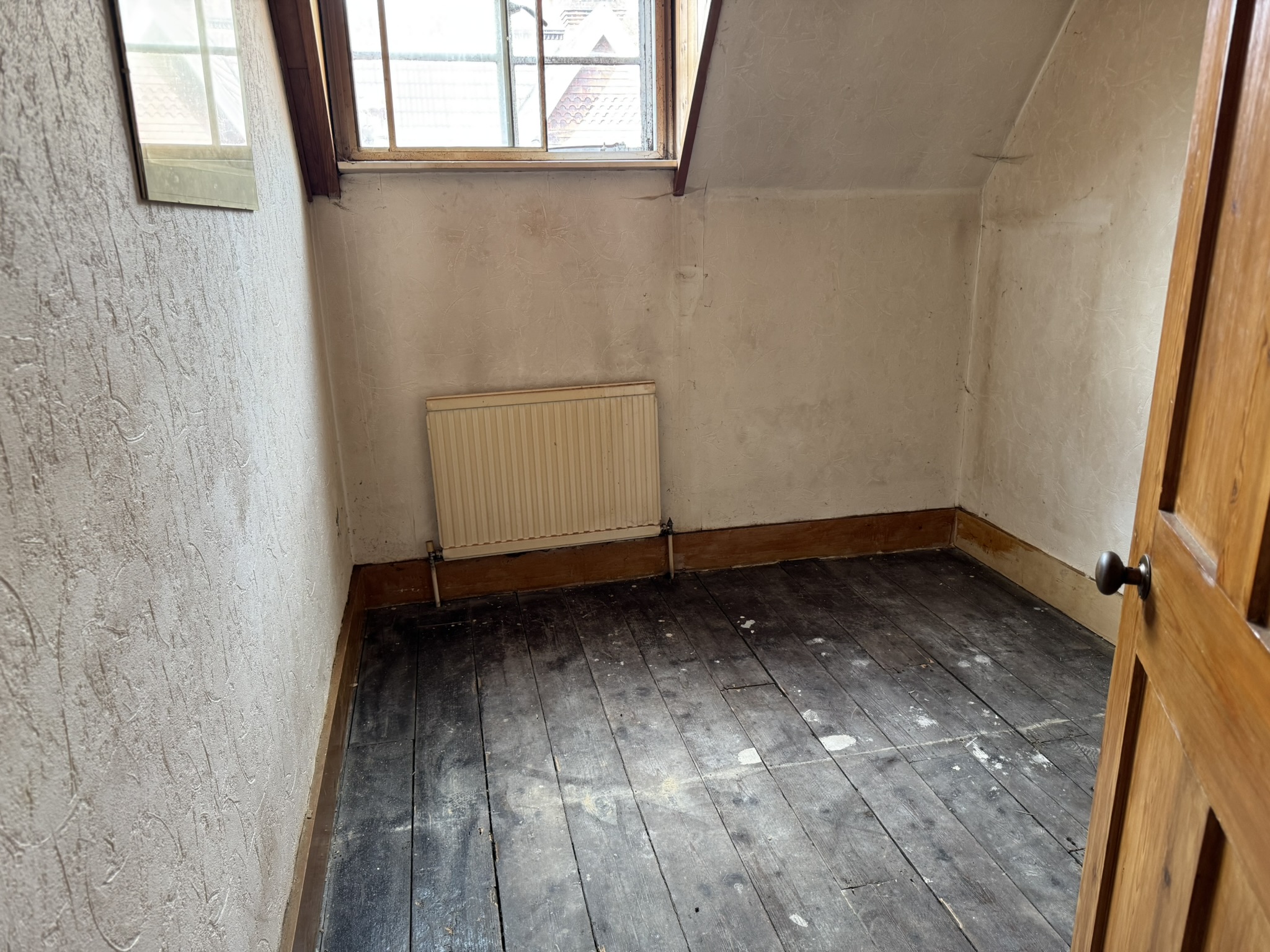 Photo of Top Floor Flat ,24 Somers Road, Reigate, Surrey