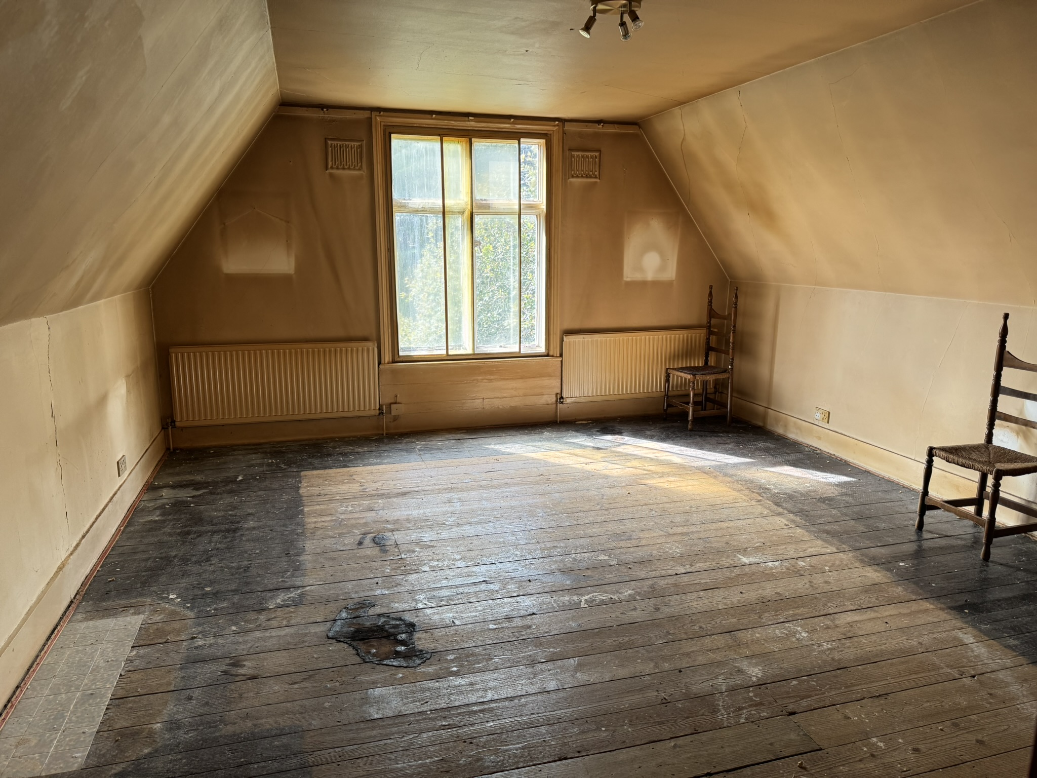 Photo of Top Floor Flat ,24 Somers Road, Reigate, Surrey