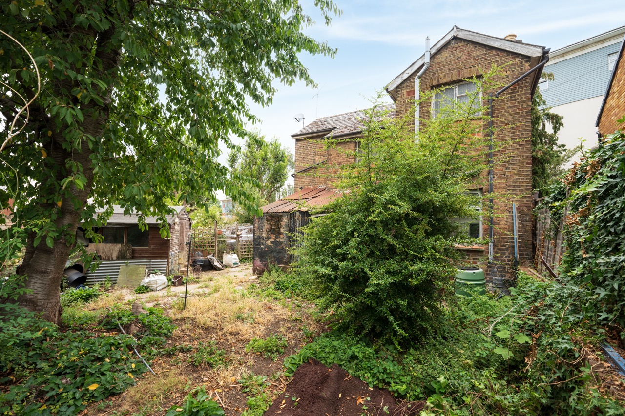 Photo of The Retreat, Trout Road, Yiewsley