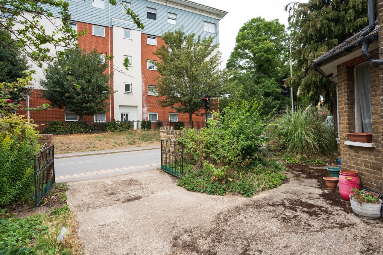 Photo of The Retreat, Trout Road, Yiewsley