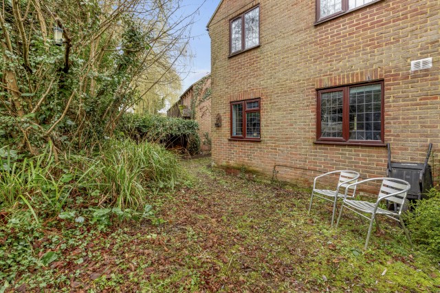 Photo of 2 Old Watery Lane, Wooburn Moor, High Wycombe