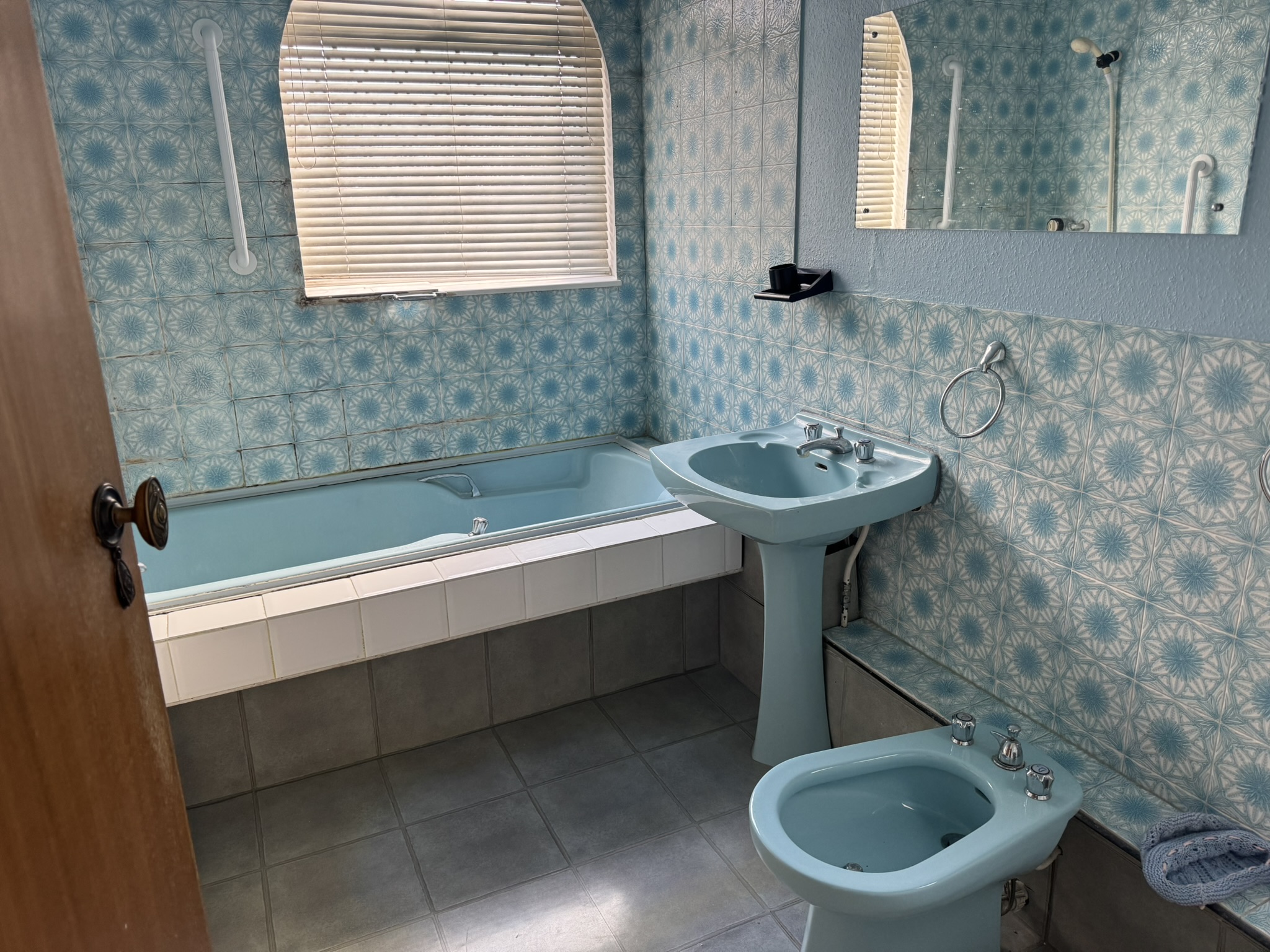 Photo of 16 Windermere Avenue, Wembley, Middlesex