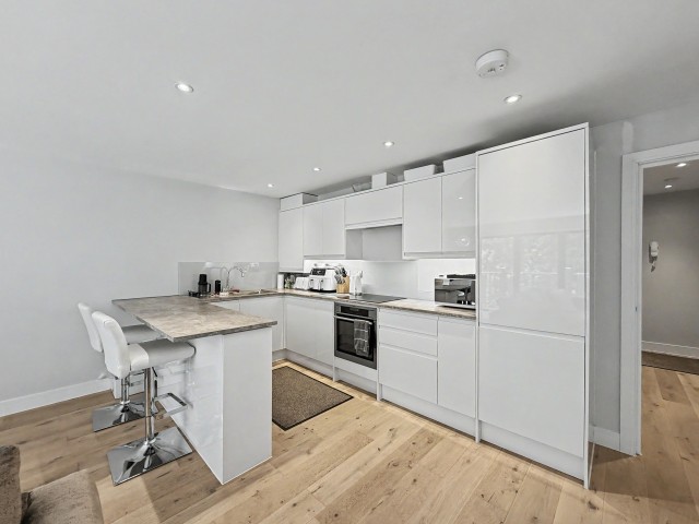 Photo of Flat 7, 53 Long Drive, Ruislip, Middlesex