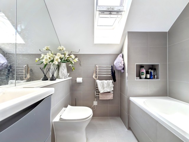 Photo of Flat 7, 53 Long Drive, Ruislip, Middlesex