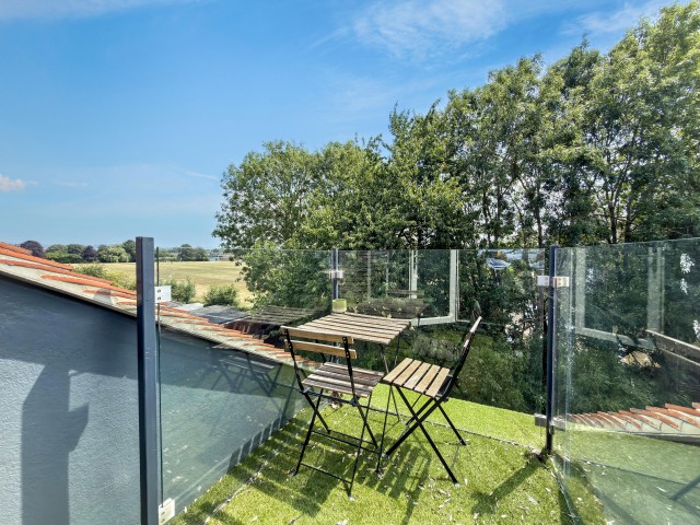 Photo of Flat 7, 53 Long Drive, Ruislip, Middlesex