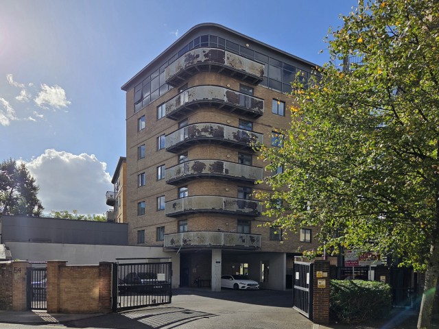 Photo of Flat 1 54 Peckham Grove, London