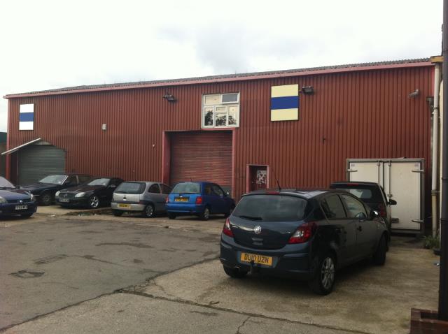 Photo of lot Unit 3 Balfour Business Centre, Johnson Street, Southall, Middx UB2 5BD