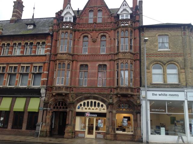 Photo of 125 High Street, Southampton