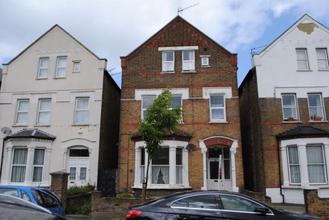 Photo of lot Flat 7, 32 Albany Road, West Ealing, London W13 8PG