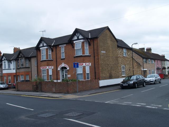 Photo of lot Montem Guest House, 11-13 Montem Lane, Slough, Berkshire SL1 2QU