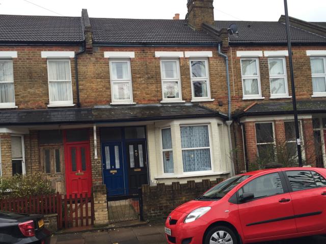 Photo of lot 25a Grosvenor Road, Hanwell W7 1HP