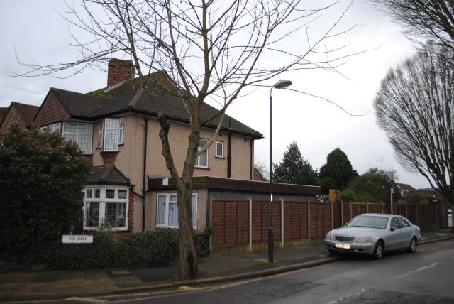 Photo of 49 Warren Road, Twickenham, Middlesex