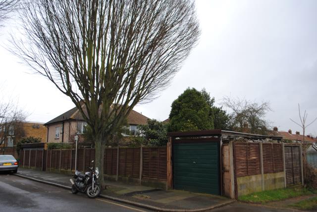 Photo of 49 Warren Road, Twickenham, Middlesex