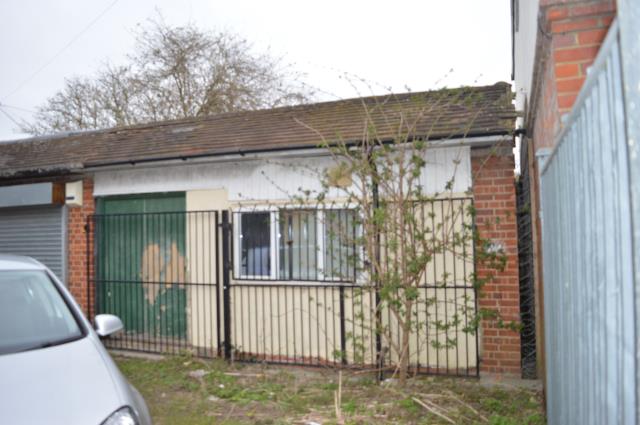 Photo of lot 69a Straight Road, Old Windsor, Berkshire SL4 2SA