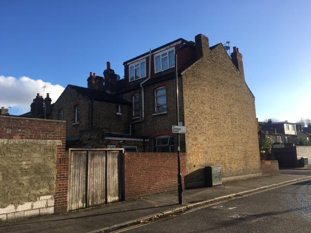 Photo of 1b Boyd Avenue, Southall, London