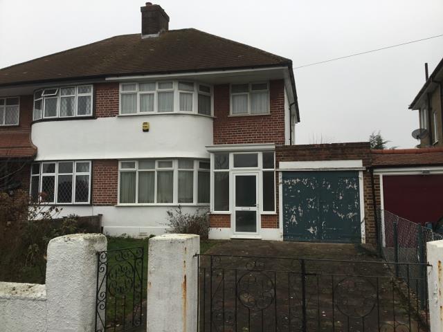 Photo of lot 36 Greencroft Avenue, Ruislip, Middlesex HA4 9JJ