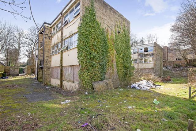 Photo of 7-9 Oak Avenue, Manningham, Bradford