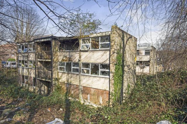 Photo of 7-9 Oak Avenue, Manningham, Bradford