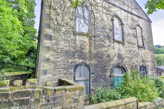Photo of lot Walsden Methodist Church, Rochdale Road, Walsden, Todmorden OL14 7SL