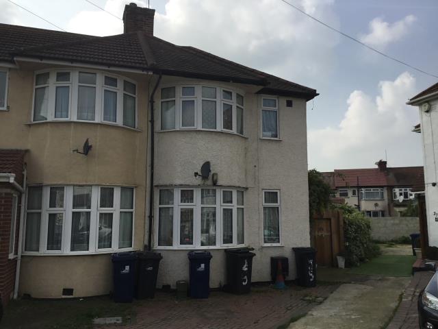 Photo of lot 25 Hart Grove, Southall, Middlesex UB1 2UW
