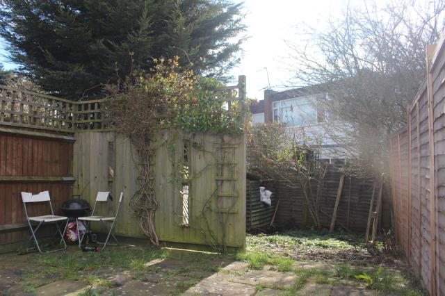 Photo of 8 Aylesham Close, London