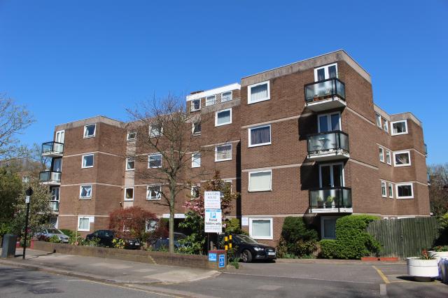 Photo of Flat 9 Chiltern House, 16 Hillcrest Road, Ealing