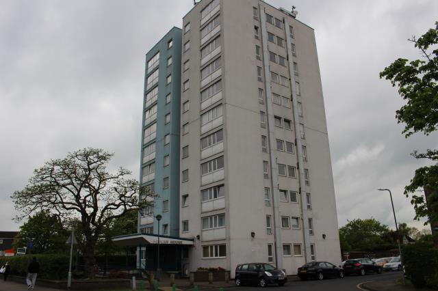 Photo of 27 Poplar House, High Street, Langley, Berkshire