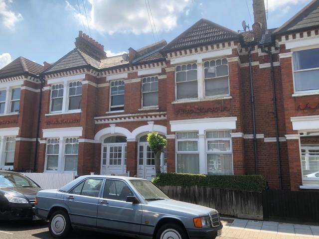 Photo of 70a Stapleton Road, Tooting