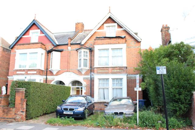 Photo of 18 Birch Grove, West Acton, London