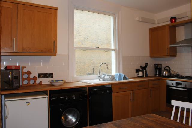 Photo of Flat 2, 313 Clapham Road, Stockwell