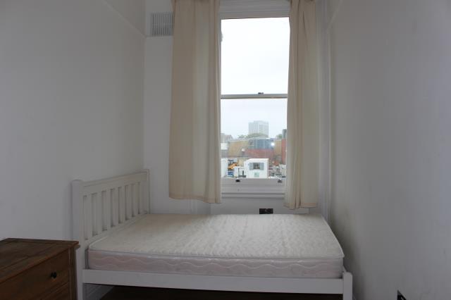 Photo of Flat 2, 313 Clapham Road, Stockwell