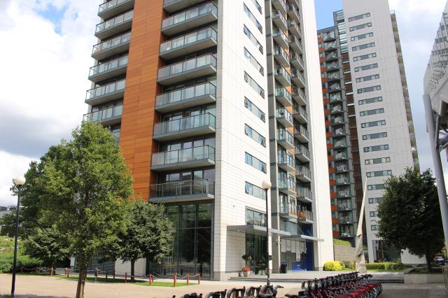 Photo of lot 120 Elektron Tower, 12 Blackwall Way, London E14 9GF