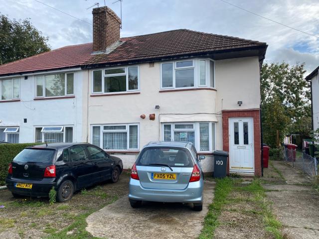 Photo of lot 100 Lancaster Avenue, Slough, Berkshire SL2 1AX