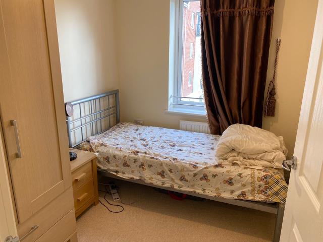 Photo of 11 Thames House, Regis Park Road, Reading