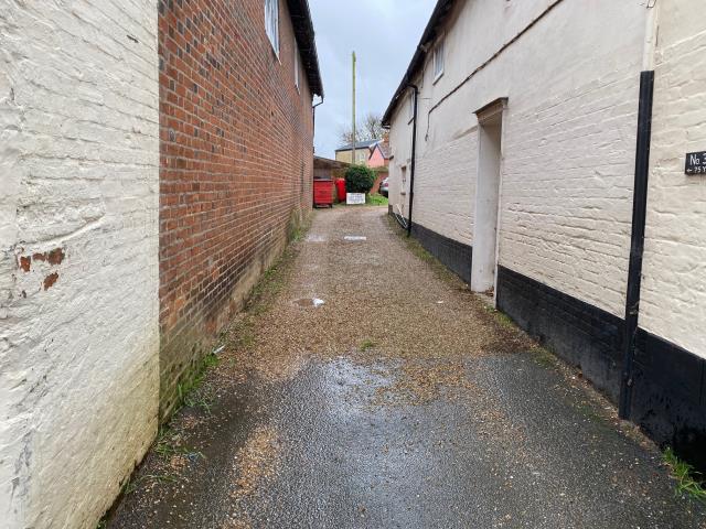 Photo of Flat 1, 7 Gobbitts Yard, Woodbridge, Suffolk