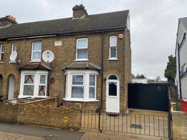 Photo of lot 45 Fairfield Road, Yiewsley, Middlesex UB7 8EY