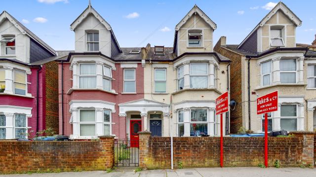 Photo of lot Flat 4 274 Holmesdale Road, South Norwood SE25 6HX